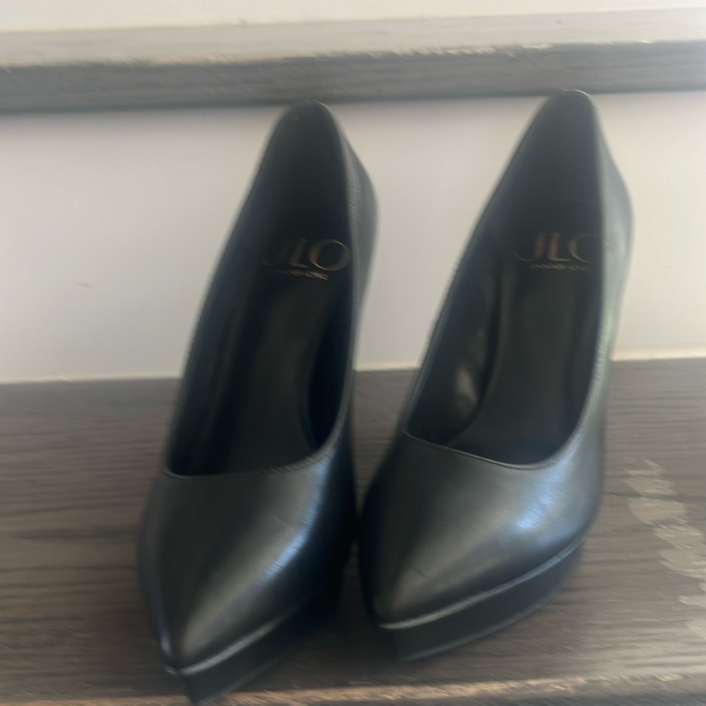 Platform J.Lo Sexy black heels